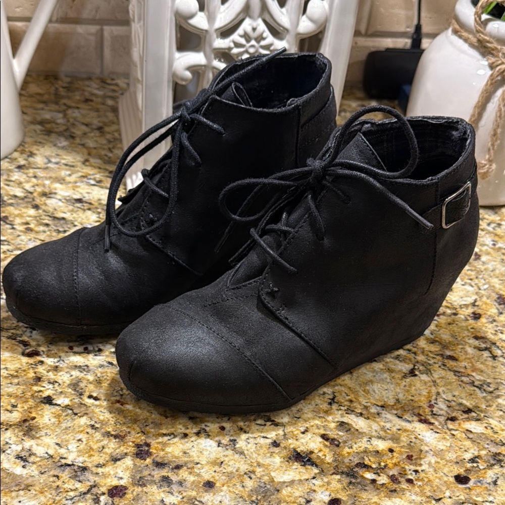 Maurices Cheri wedge boots